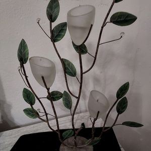 Candle holder
